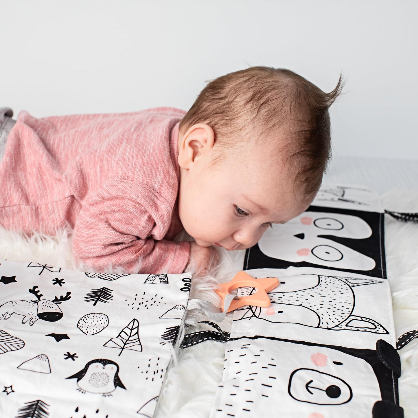 The Ultimate Tummy Time Toys Set of 3 - Soft High Contrast Book, Toy Block, Crinkle Paper and Teether - Stimulating Black & White Sensory Development Toys for Newborns & Infants 0-3, 0-6 Months