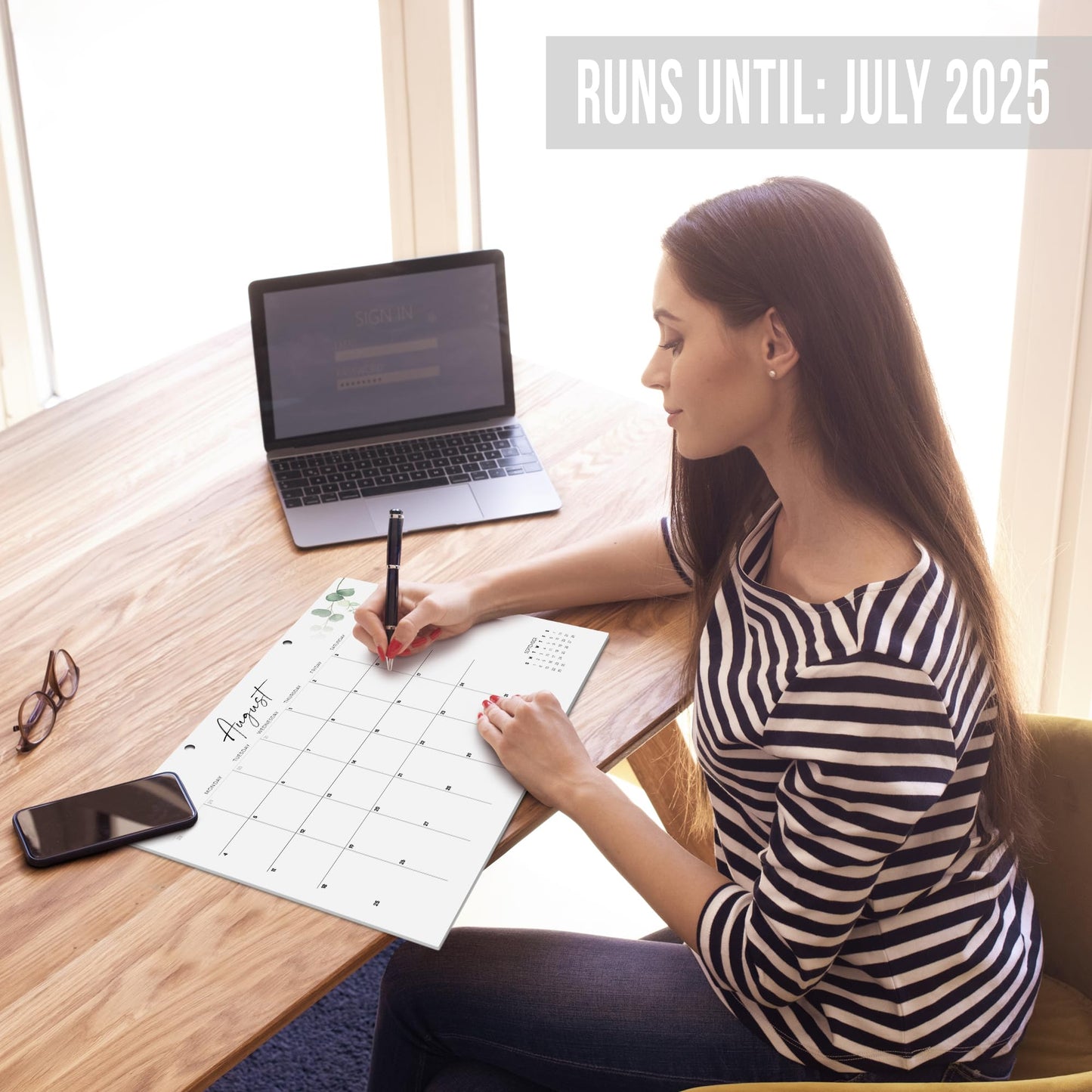 Aesthetic 2024-2025 Desk Calendar - Runs From January 2024 Until July 2025 - The Perfect Desktop/Wall Calendar 17"x11" for Easy Organizing